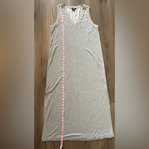 Paige Gray V Neck Sleeveless Tank Dress with side Slits Size Large - Picture 9 of 10
